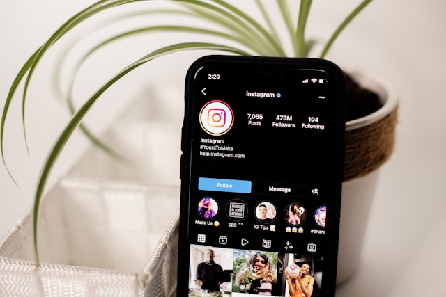 SocialFuel vs SocialWick: Features, Pricing, and Instagram Growth Compared
